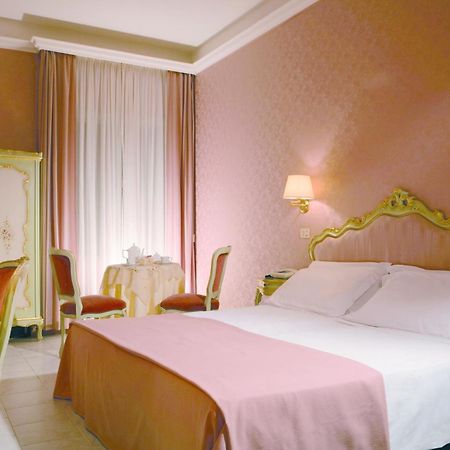 Hotel Romulus Dış mekan fotoğraf