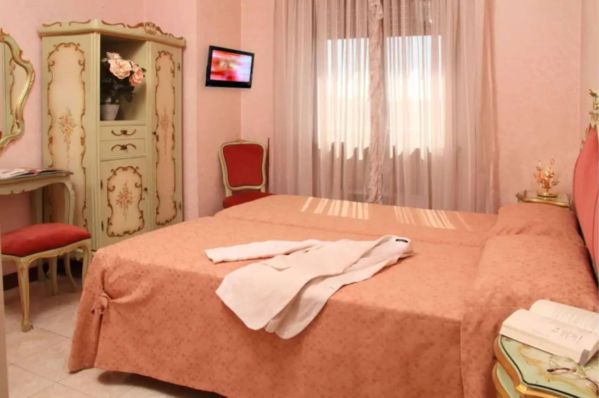 Hotel Romulus Dış mekan fotoğraf