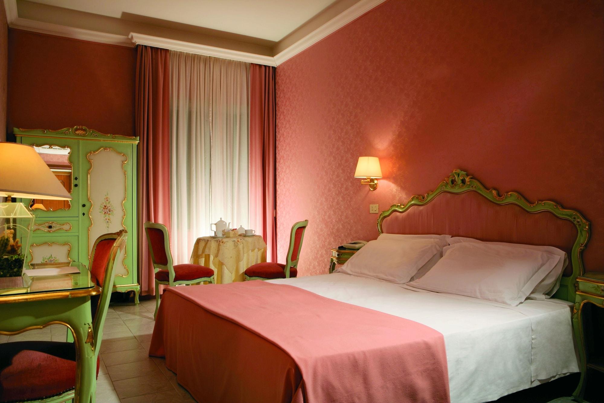 Hotel Romulus Oda fotoğraf