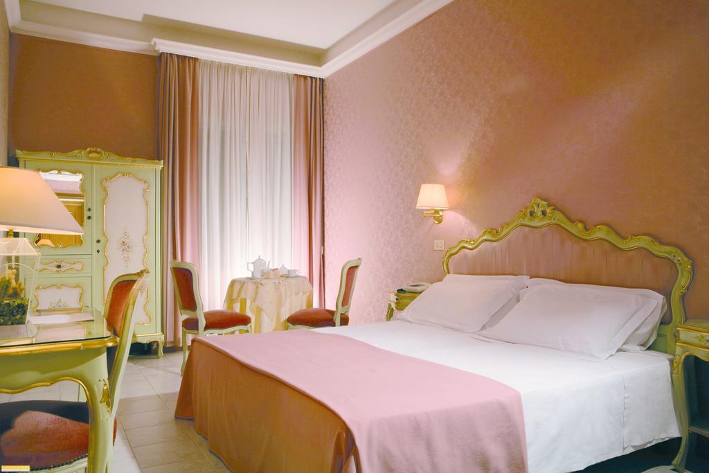 Hotel Romulus Dış mekan fotoğraf