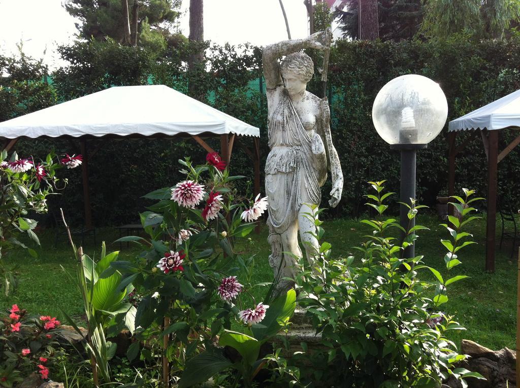 Hotel Romulus Dış mekan fotoğraf