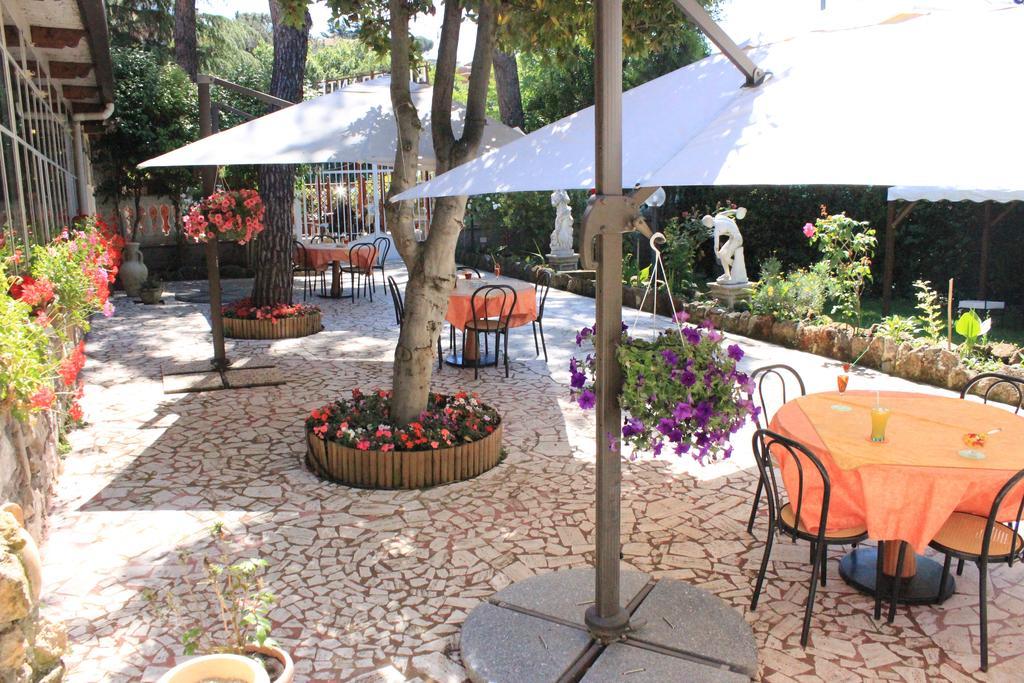 Hotel Romulus Dış mekan fotoğraf