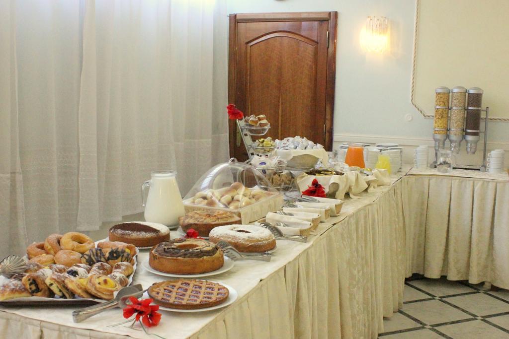 Hotel Romulus Dış mekan fotoğraf