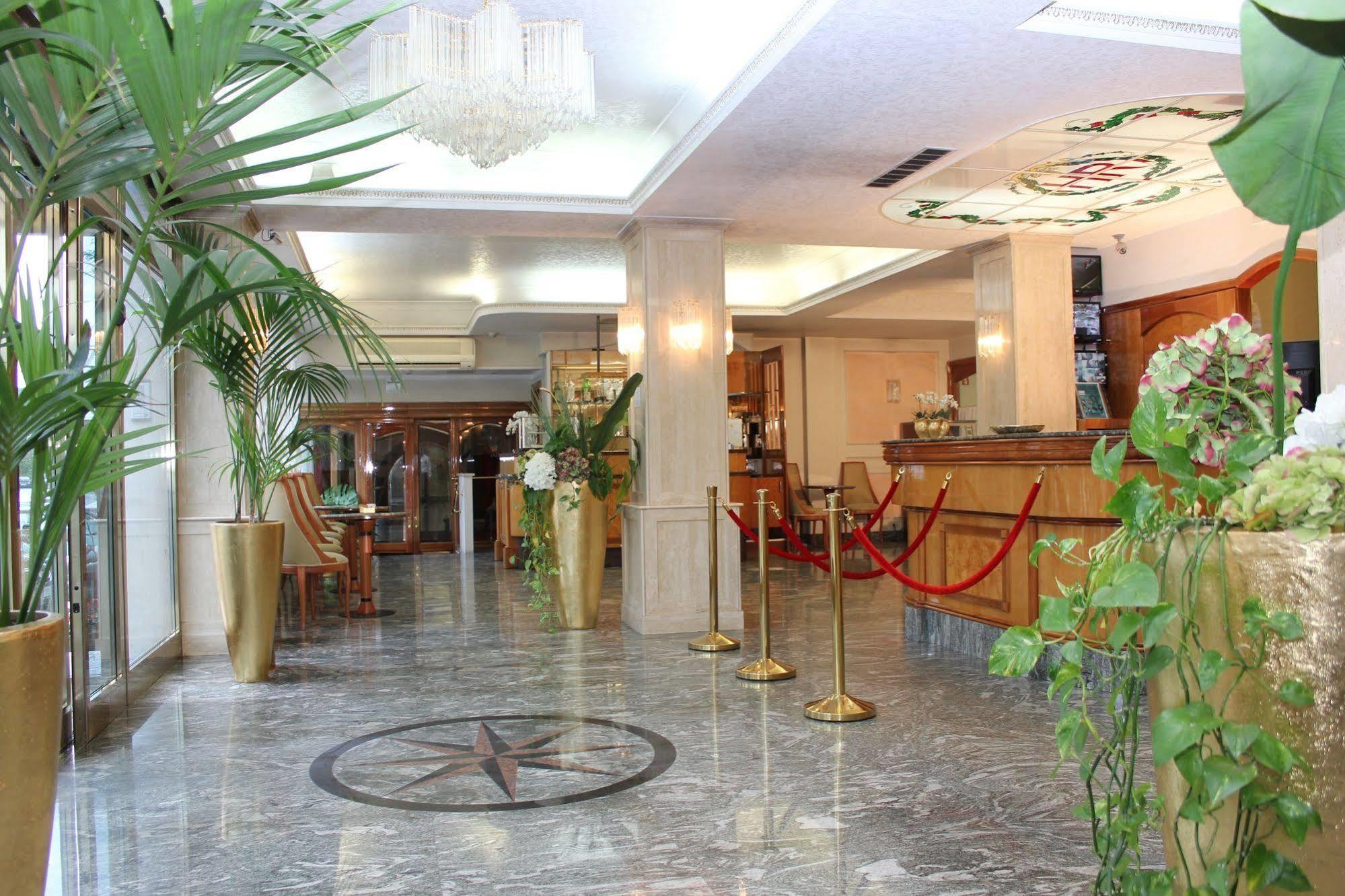 Hotel Romulus Dış mekan fotoğraf