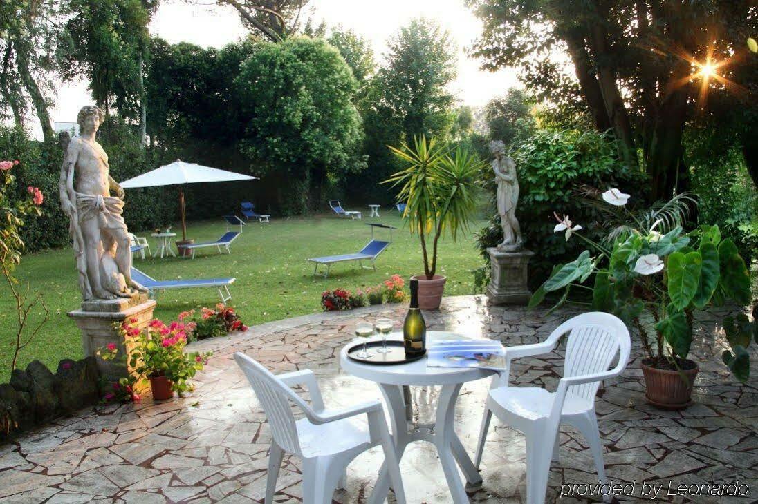 Hotel Romulus Dış mekan fotoğraf