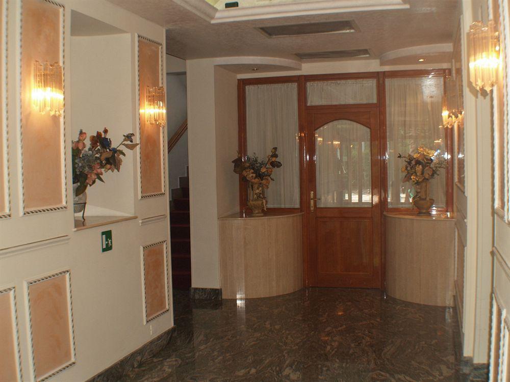 Hotel Romulus İç mekan fotoğraf