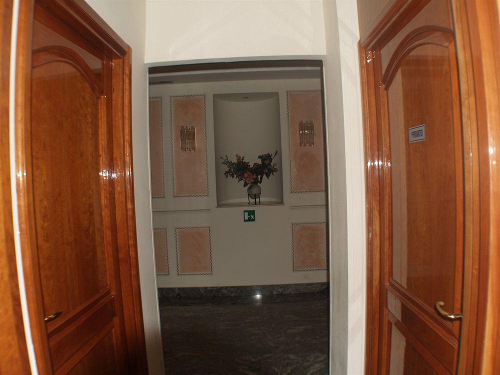 Hotel Romulus Dış mekan fotoğraf